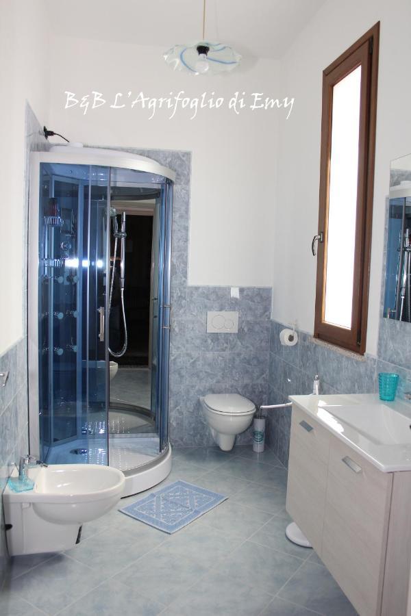 L'Agrifoglio Di Emy Bed & Breakfast Guspini Bagian luar foto
