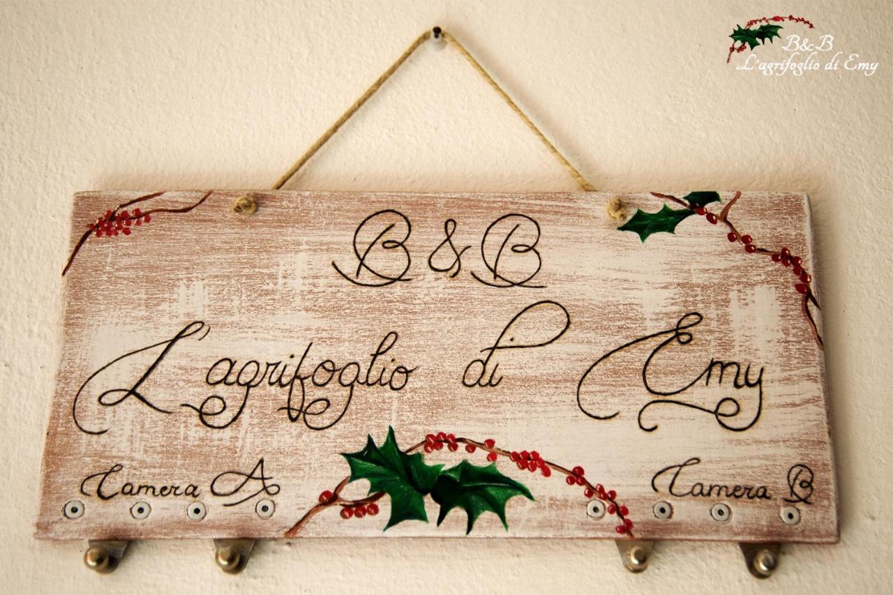L'Agrifoglio Di Emy Bed & Breakfast Guspini Bagian luar foto